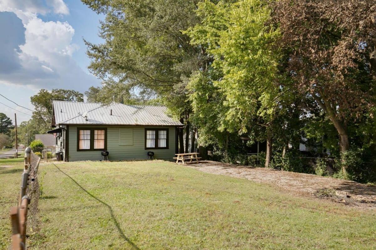 East Lake Stunner-Located At The Foot Of The Ruffner Mountains Birmingham Exterior photo